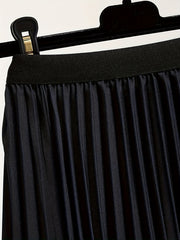 Ombre Elastic Waist Pleated Maxi Skirt