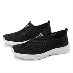 Men's Lightweight Slip On Casual Shoes For Traveling Jogging