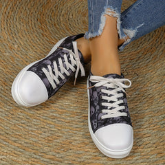 Women's Skull Pattern Flat Sneakers Lace Up Lightweight Canvas Shoes