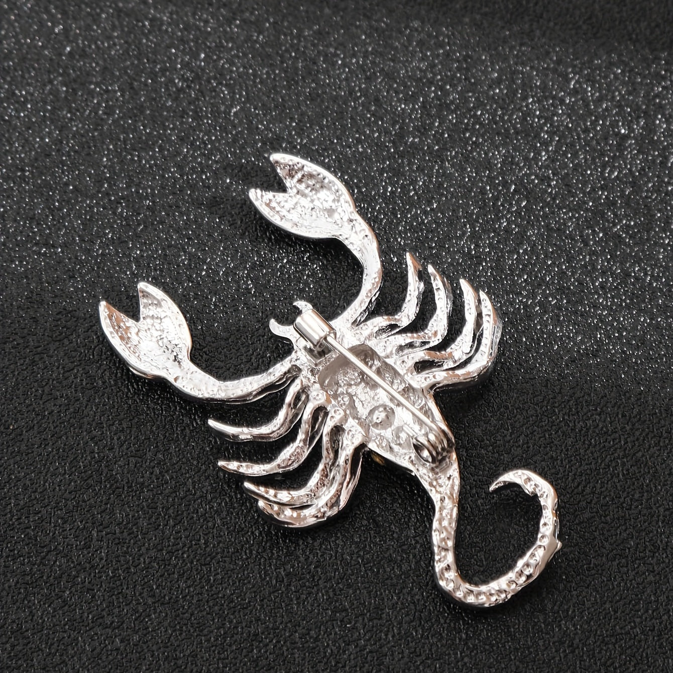 Scorpion Brooch Alloy Inlaid Diamond Pin Clothing Accessories