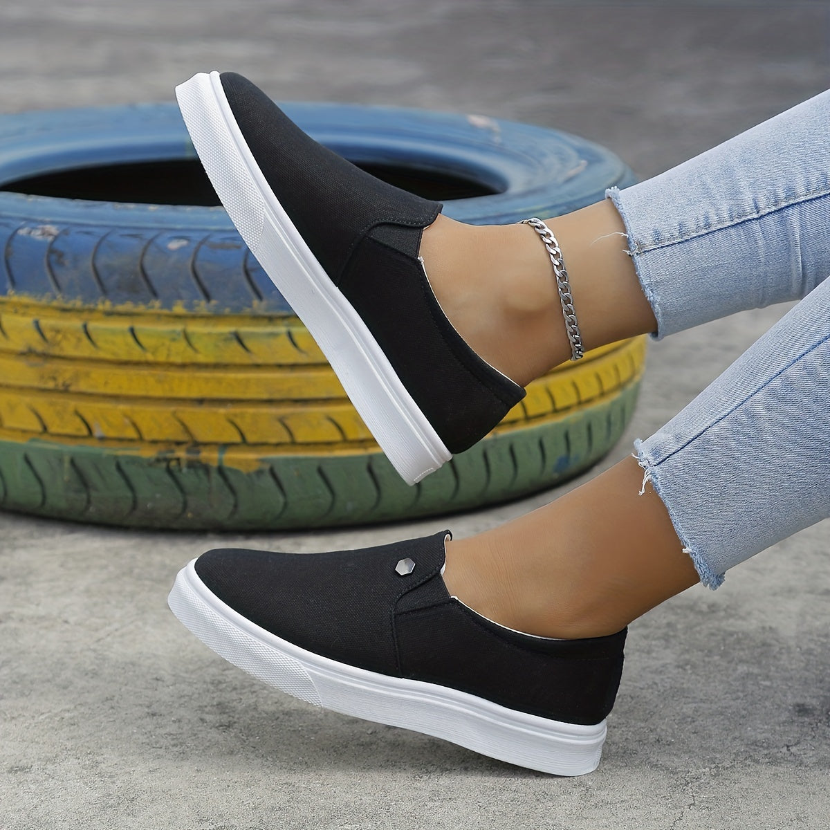 Women's Flatform Solid Slip On Low Round Toe Canvas Casual Shoes