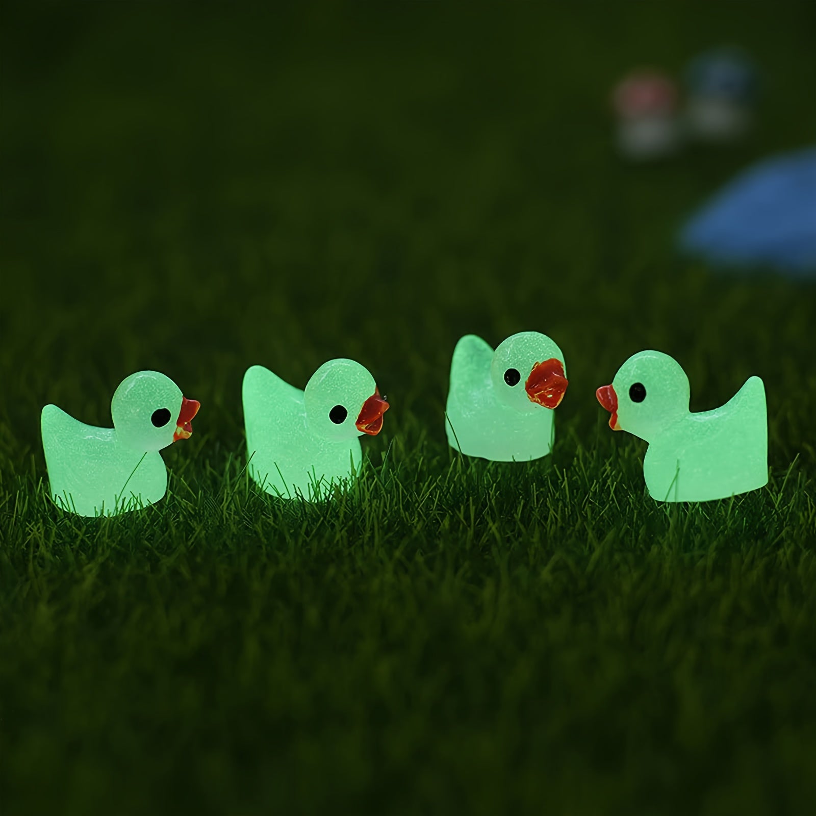 50pcs Mini Resin Ducks Glow In The Dark Luminous Colorful Duck