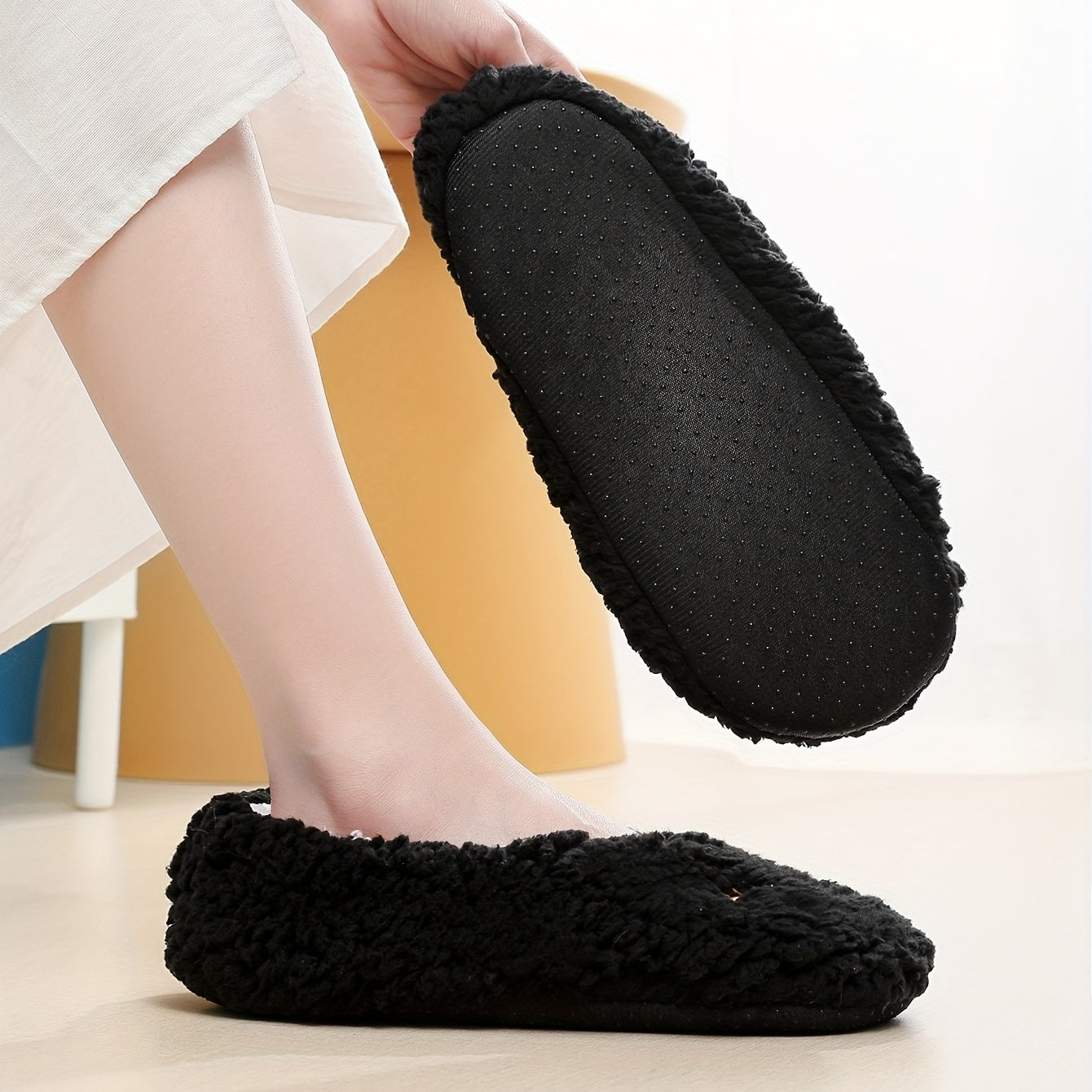 Men's Cozy Anti-Skid House Slippers Winter Indoor Shoes