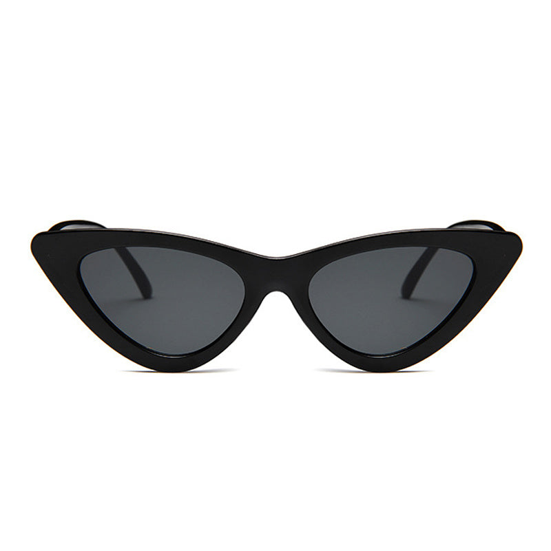 Chic Cat Eye Sunglasses in Black