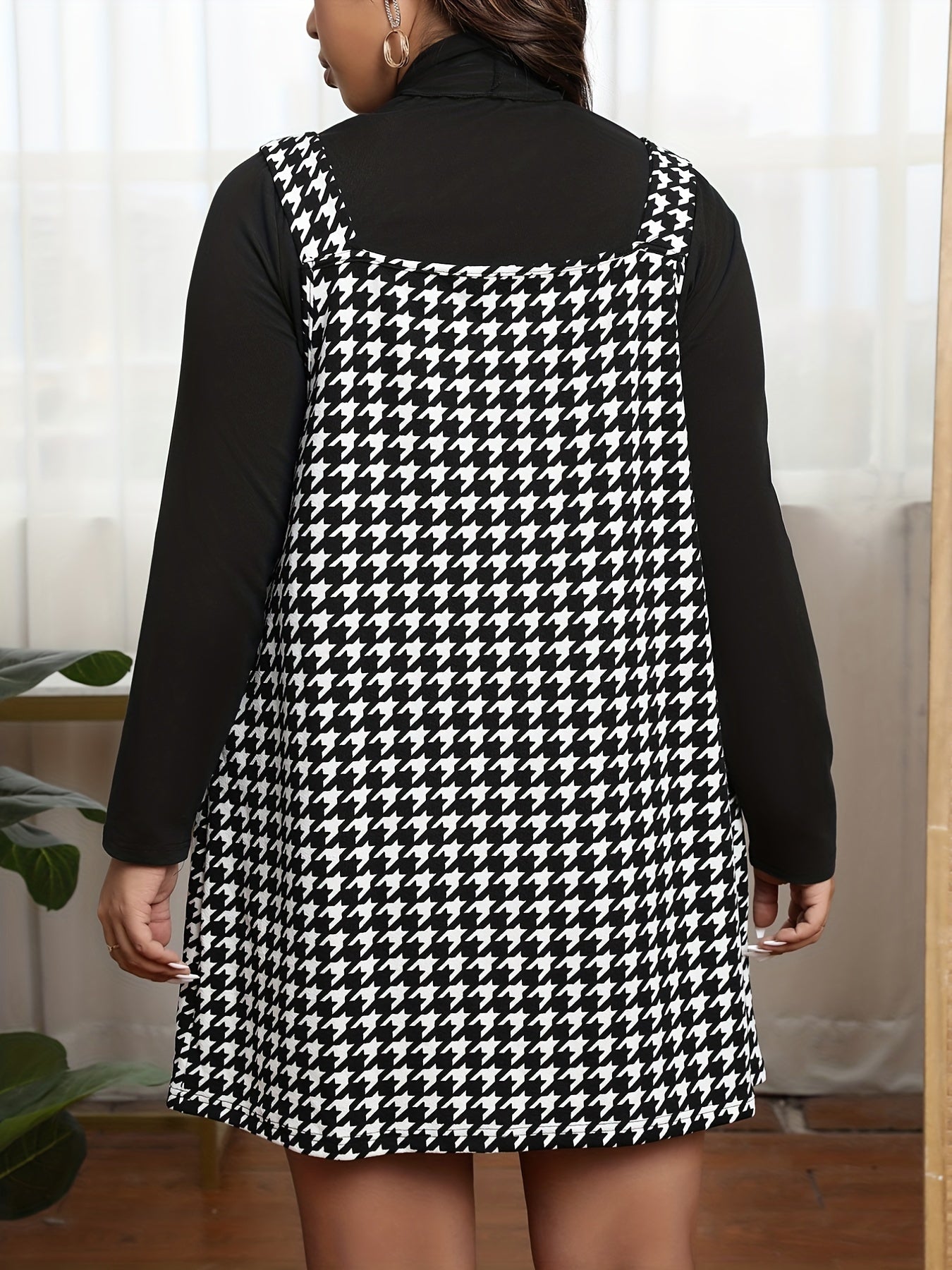 2-Piece Outfit: Solid Long Sleeve Top & Houndstooth Print Tank Dress
