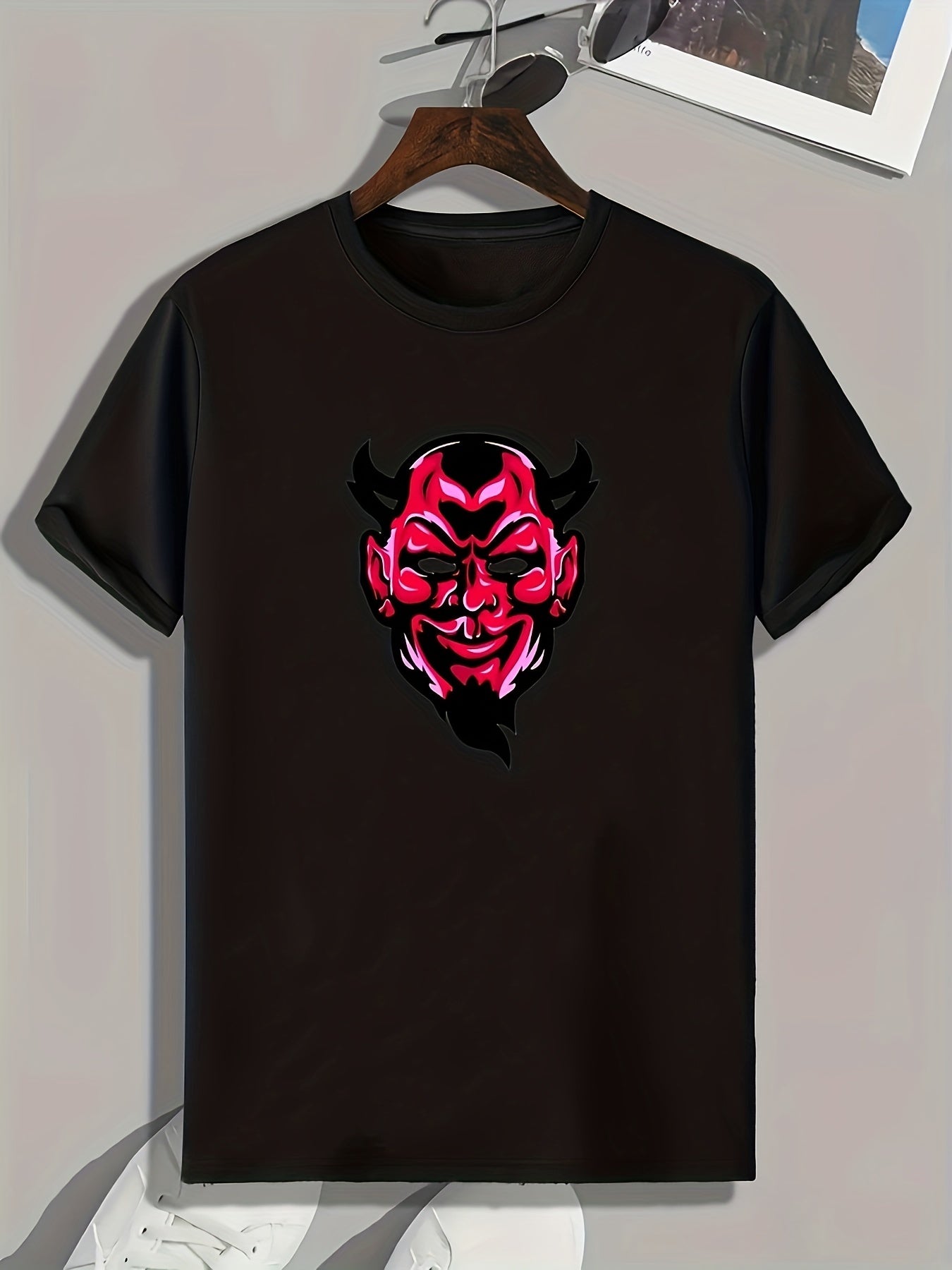Monster Print Men's Graphic T-shirt for Summer