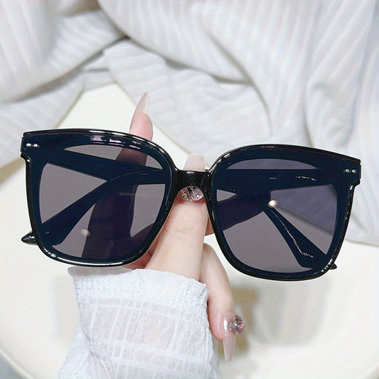 Square Sunglasses Rivet Anti Glare UV400 Sun Shades