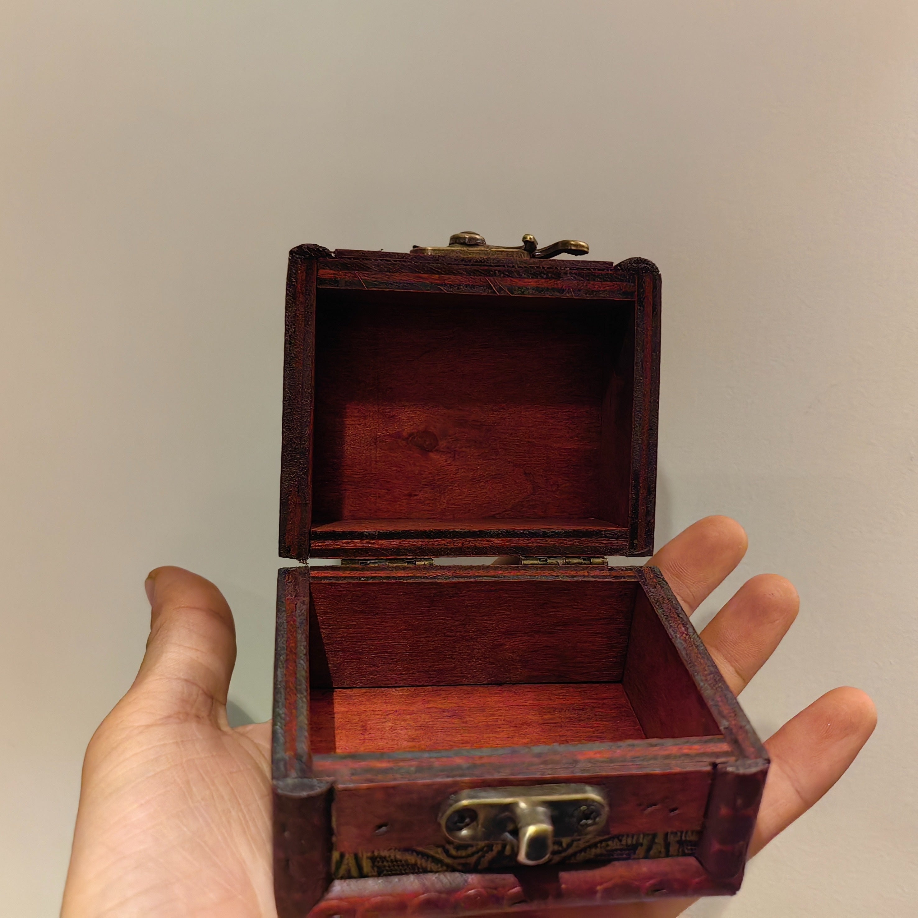 Retro Wooden Box Hand Jewelry Box Small Storage Box Treasure Box Vintage