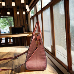 Vintage Pink Crocodile Pattern Handbag with Removable Strap