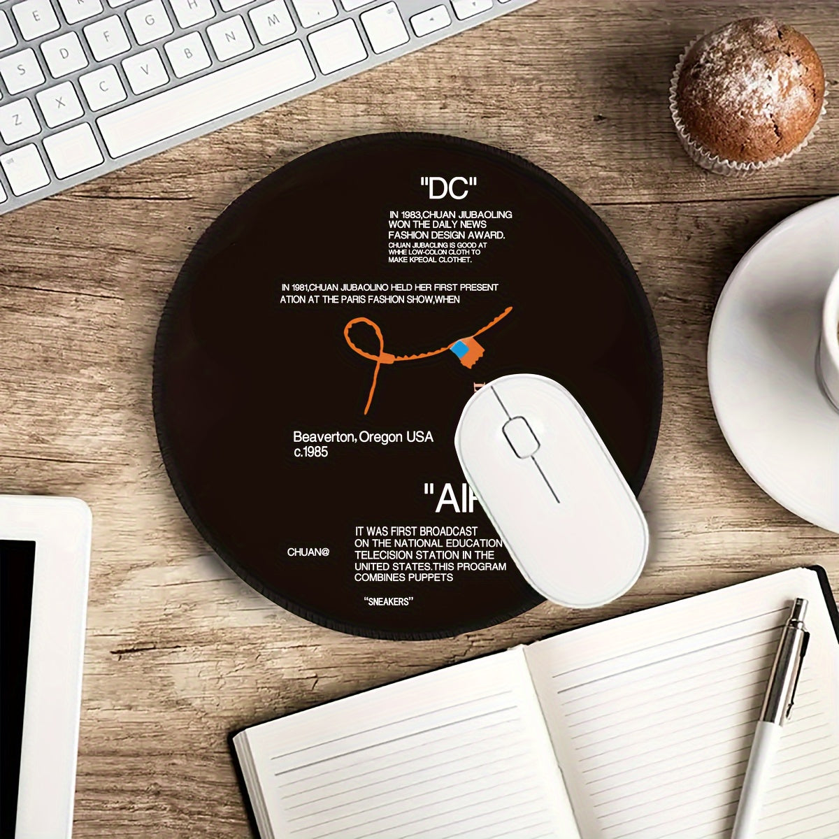 Hand Painted English Letter Circular Mouse Pad