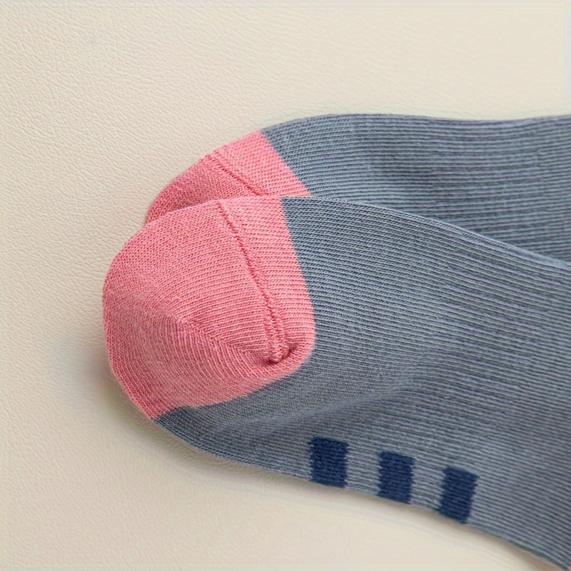4 Pairs Kids Hiking Sports Socks Casual Style for Spring and Autumn