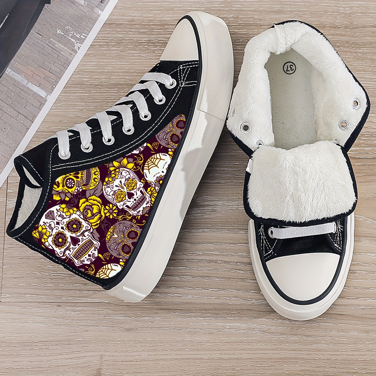 Skull Print Plush Lined High Top Canvas Sneakers