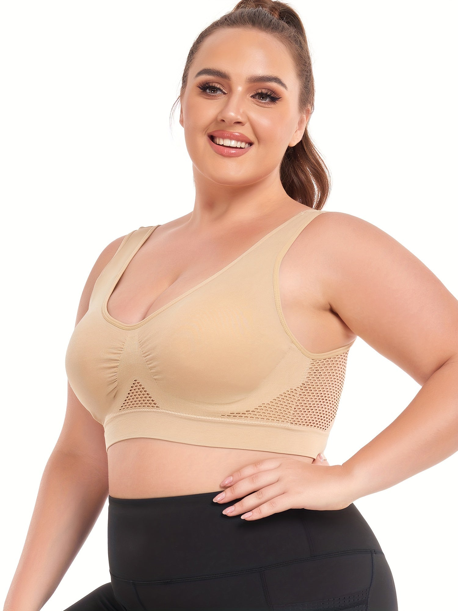 Breathable Eyelet Solid Push Up Non Underwire Sports Bra Women's Plus