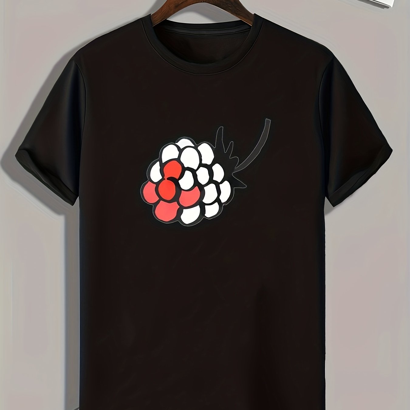 Berry Pattern Print Men's Comfy Sports T-shirt Graphic Tee