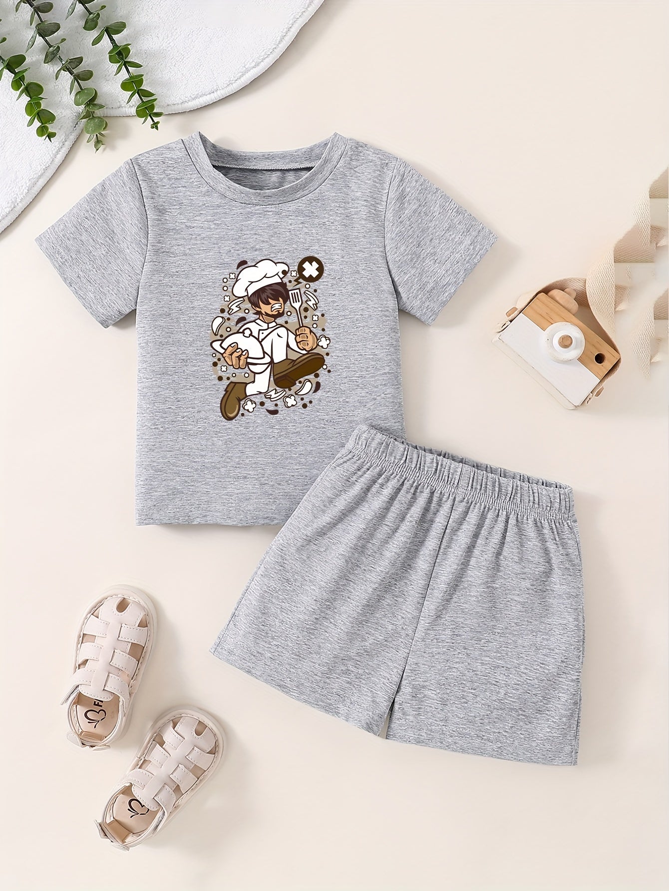 Cartoon Pattern Toddler T-shirt & Shorts Set