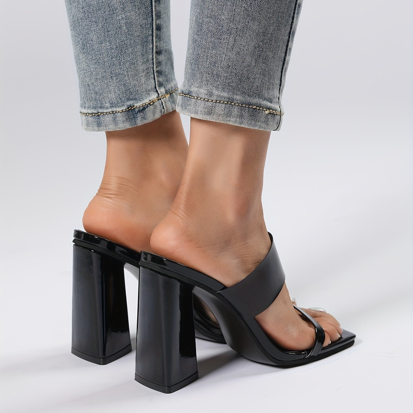 Women's Block Heeled Sandals Square Toe Double Strap Heels