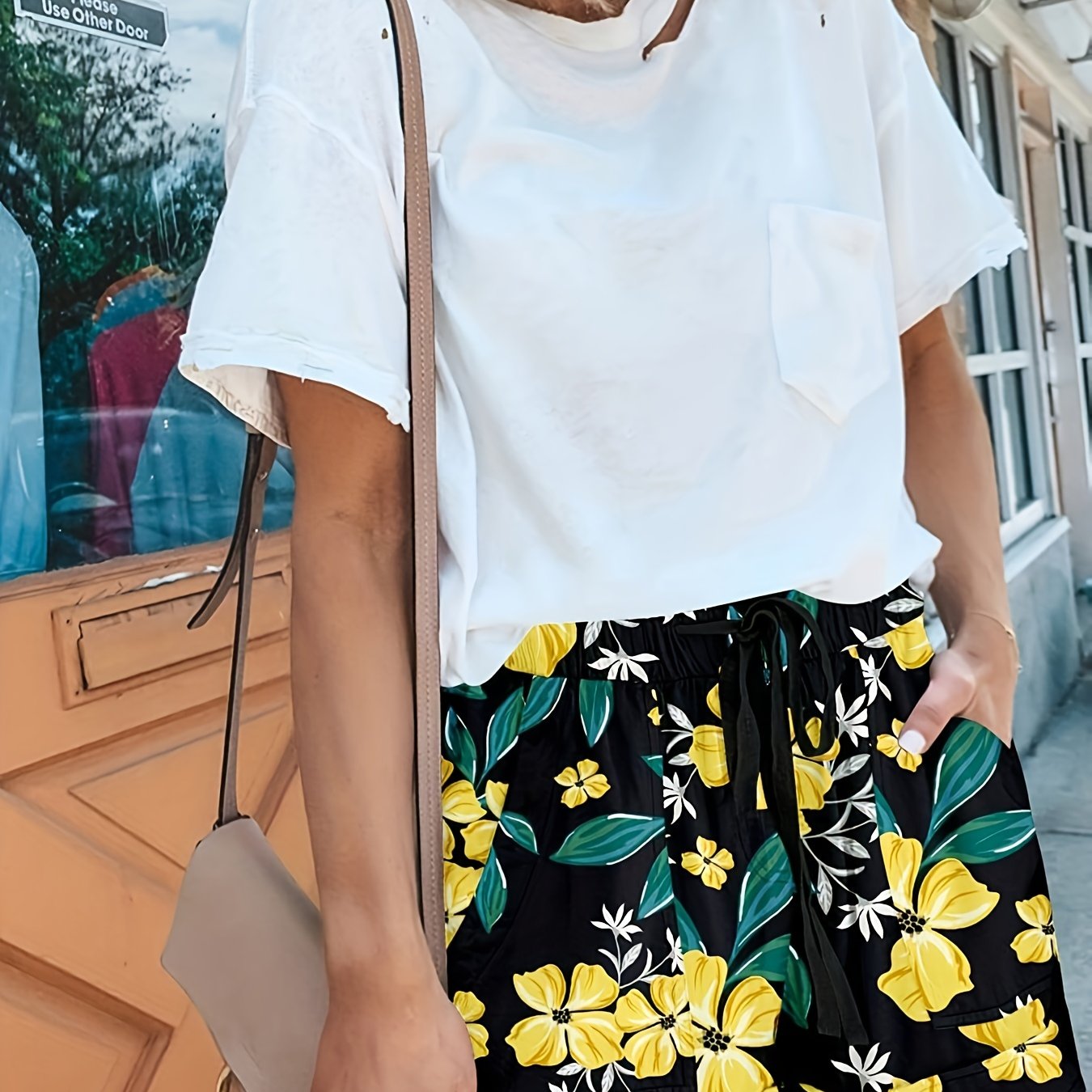 Floral Print Wide Leg Drawstring Shorts for Women