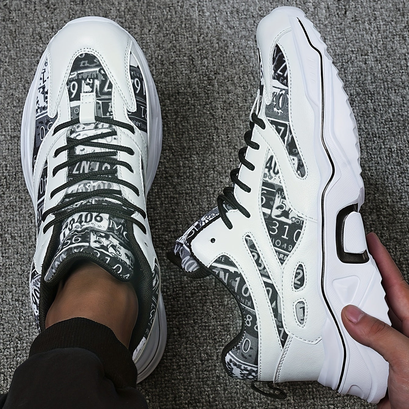 Men's Cartoon Graffiti Athletic Shoes For Running Gym Sneakers