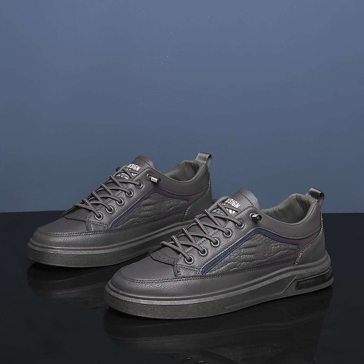 Men's Crocodile Print Lace Up Skate Shoes