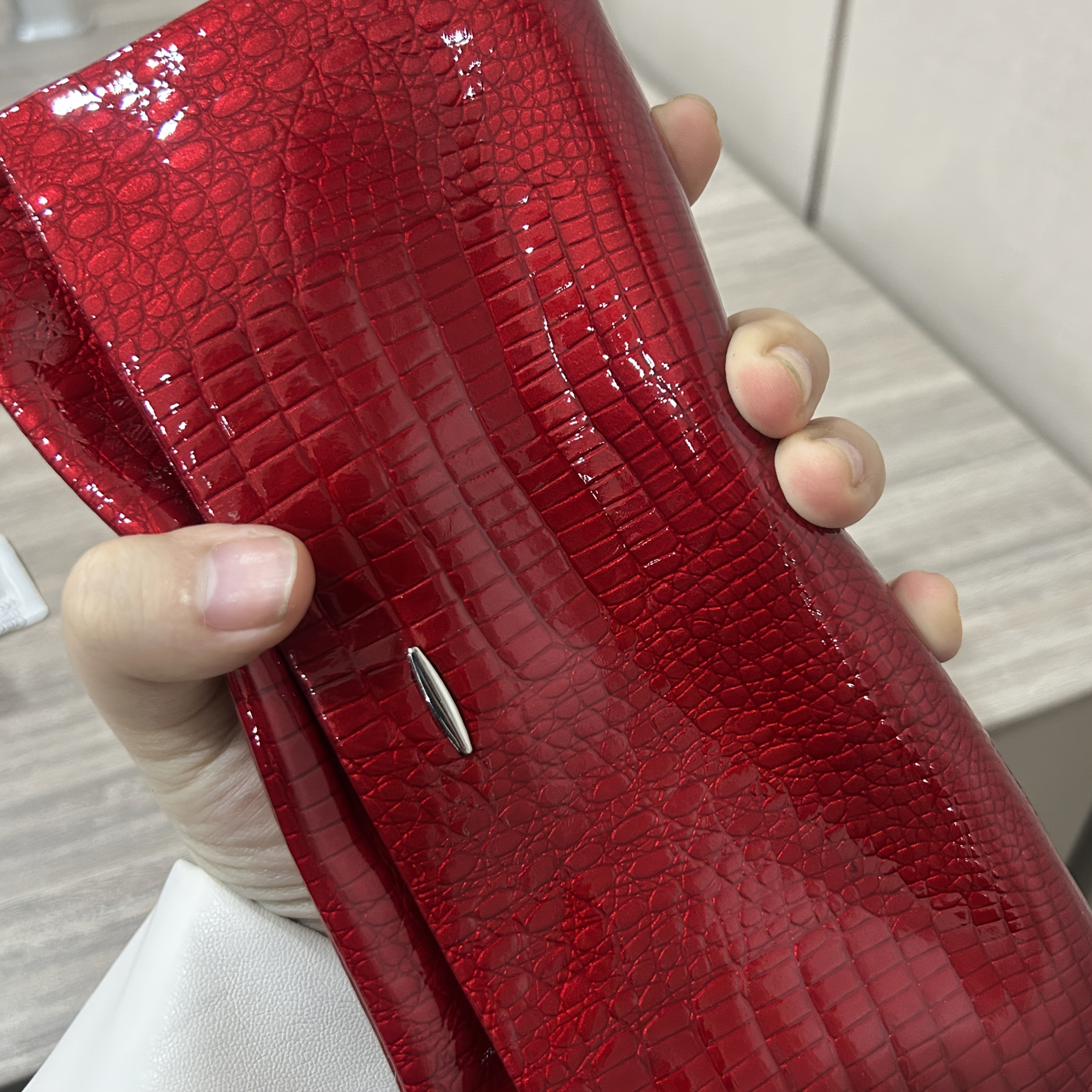 Vintage Style Leather Clutch Wallet with Wristlet Zipper