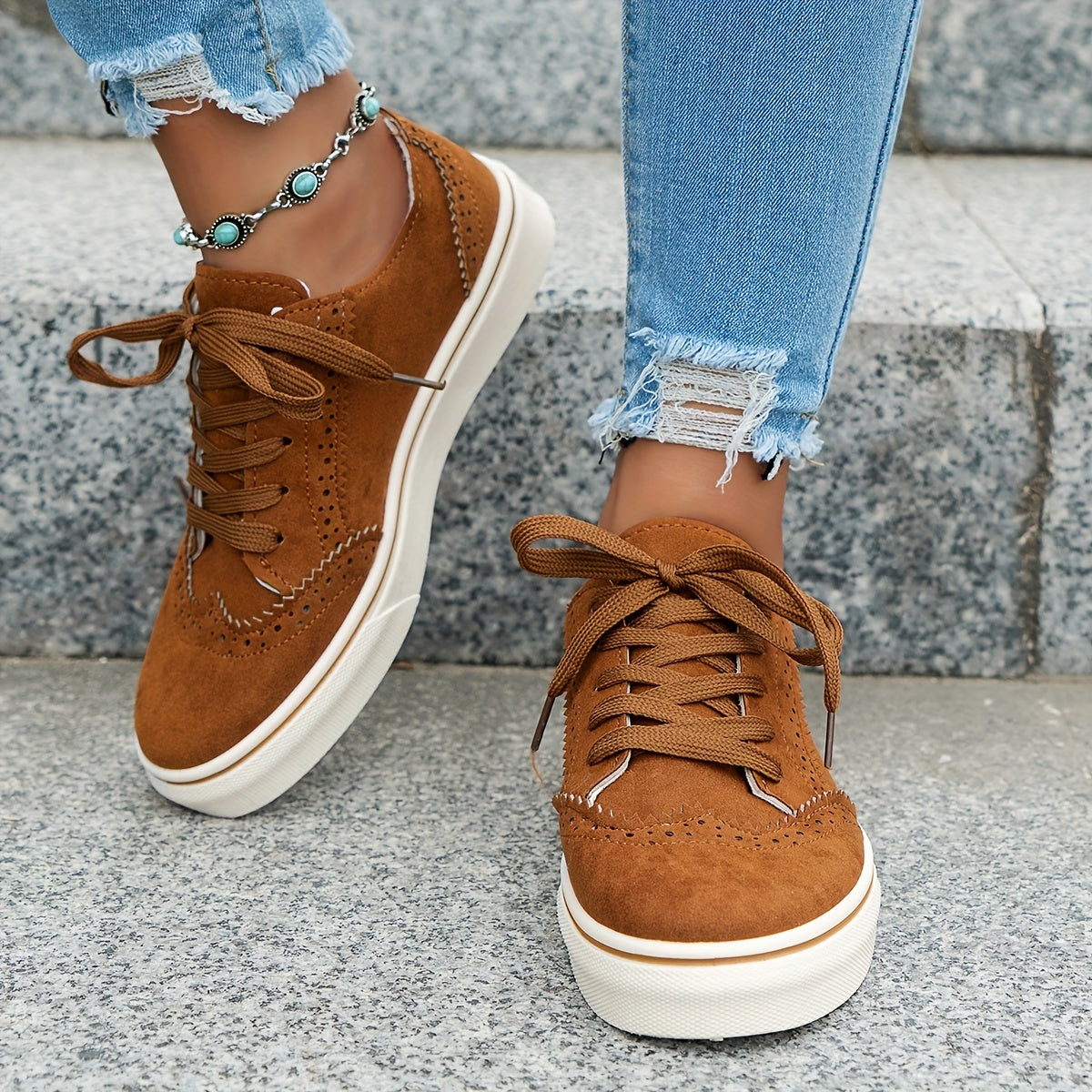 Perforated Brogues Sneakers Retro Lace Up Low Top Casual Flat Walking Shoes