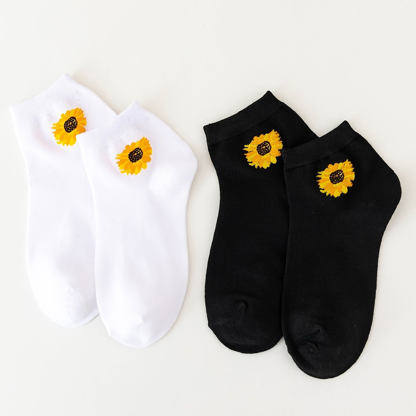 2 Pairs Sunflower Pattern Short Socks Cozy Ankle Socks Women's Stockings