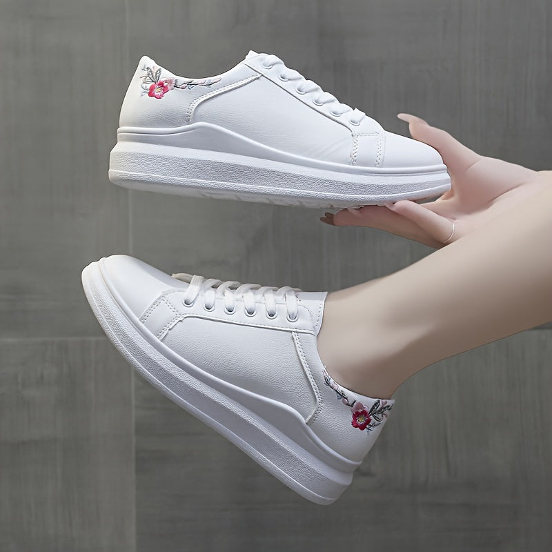 Floral Embroidered Slip-Resistant Skate Shoes Low Flat Sports Sneakers