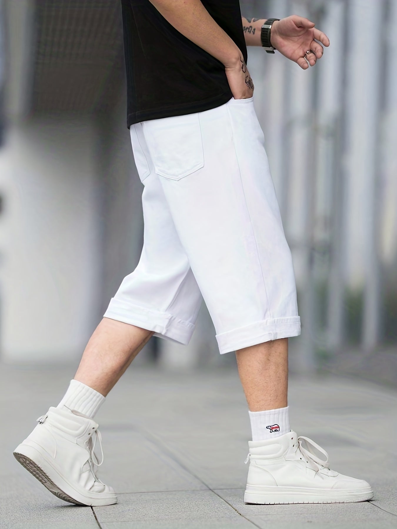 Men's Classic Cuffed Denim Shorts