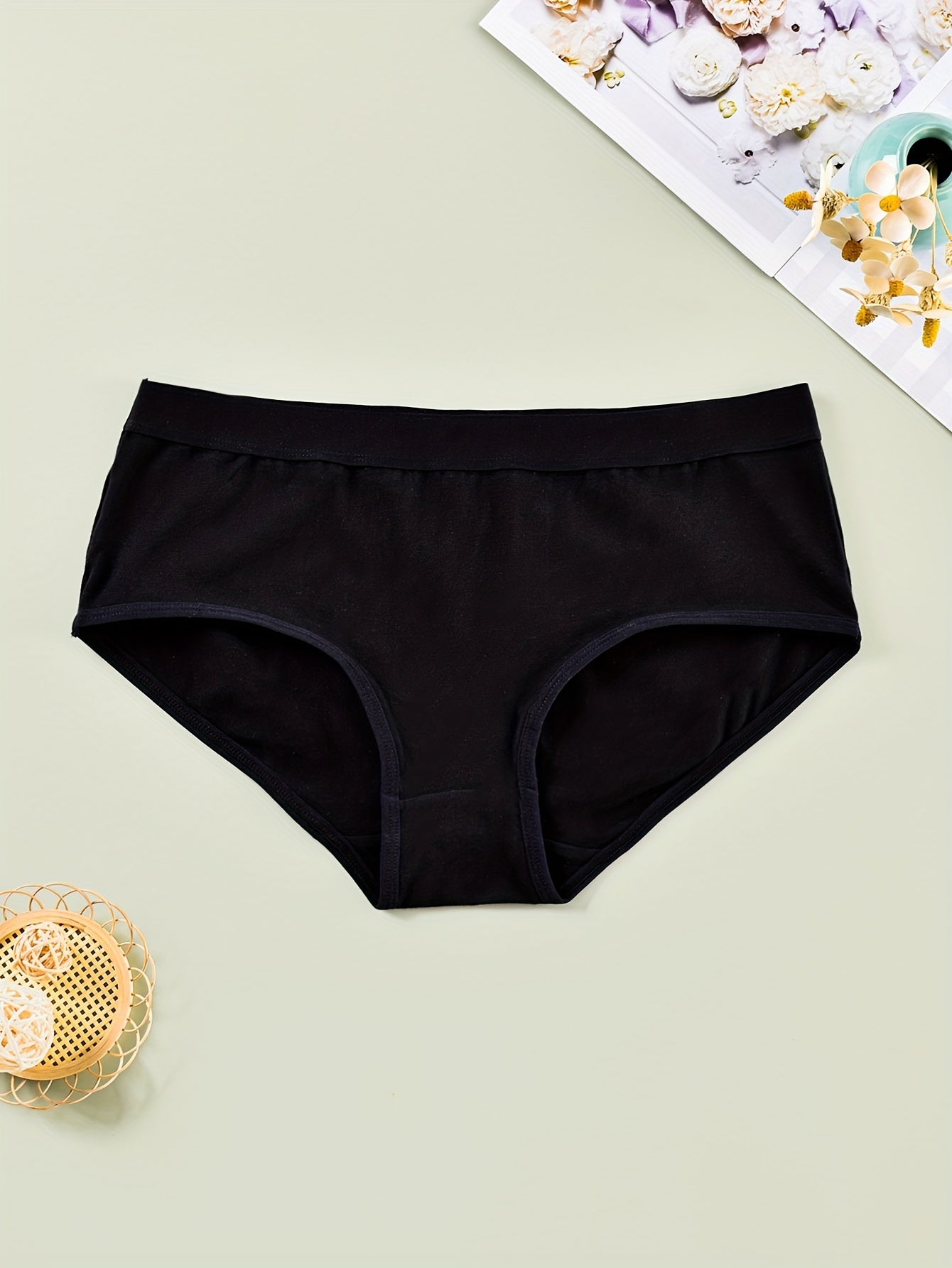 3 Pack Plus Size Breathable Mid Waisted Briefs Set