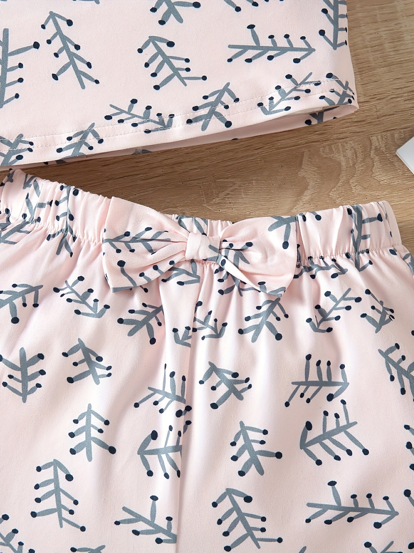 Girls' 2pc Geometric Pattern Pajama Set