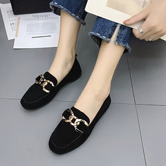 Women's Chain Decor Slip on Flat Shoes Comfortable Beanie Shoes