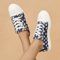 Women's Stars Canvas Shoes Casual Lace Up Low Top Sneakers