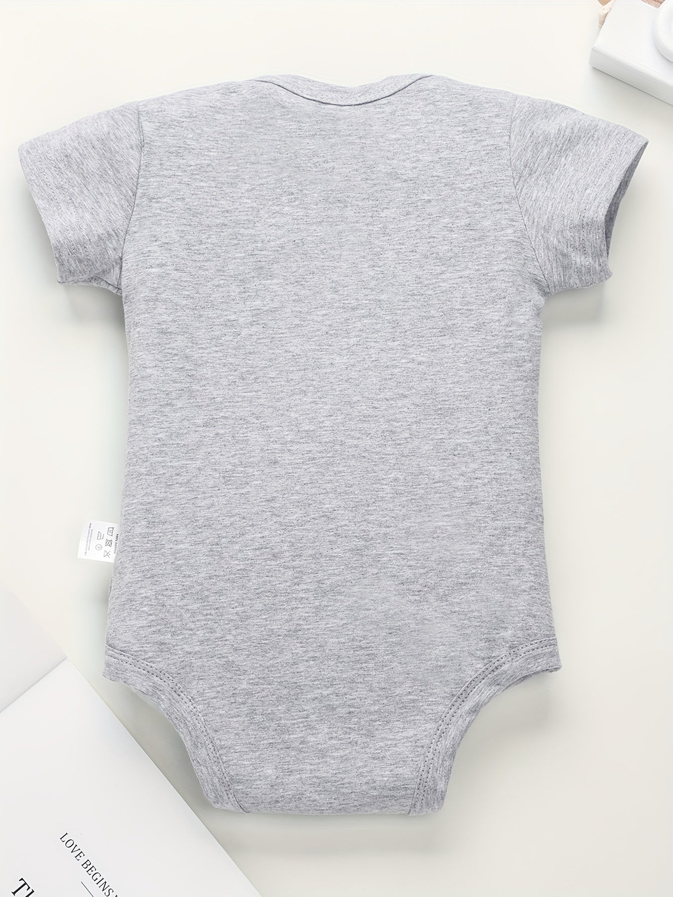 Snowman Smiling Face Print Baby Onesie Soft Romper