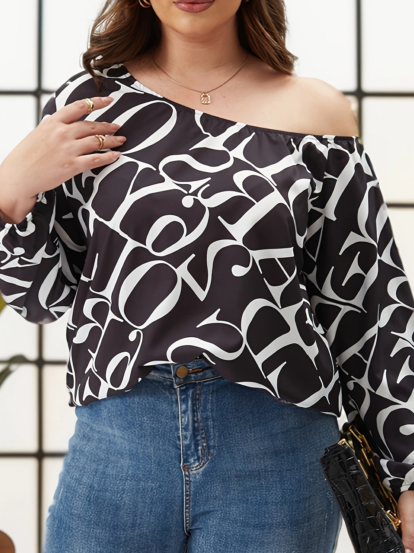 Letter Print Lantern Sleeve Top