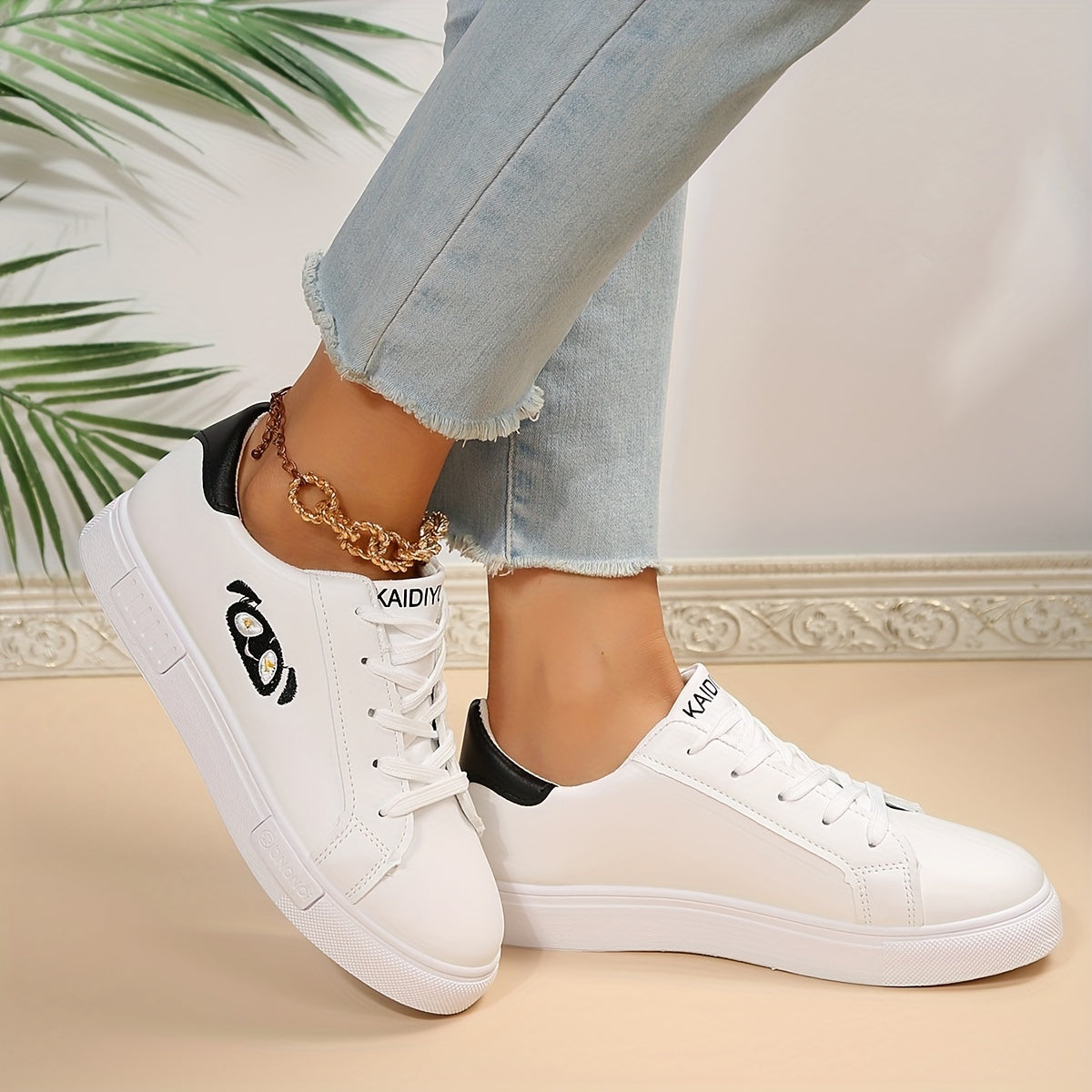 Women's Cartoon Animal Embroidered Skate Shoes