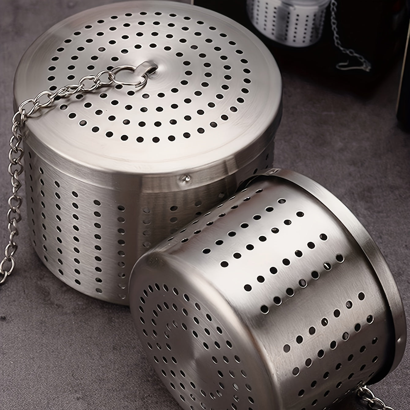 Stainless Steel Tea Strainer Infuser with Fine Mesh and Chain Hook