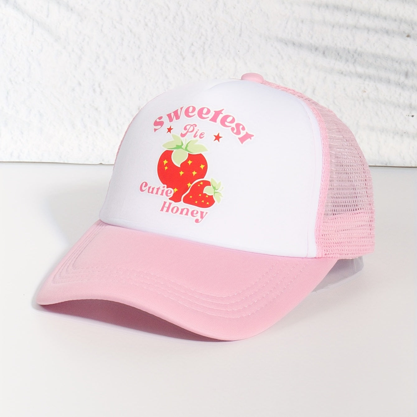 Strawberry Print Trucker Hat Mesh Baseball Cap Adjustable Sunscreen Dad Hats
