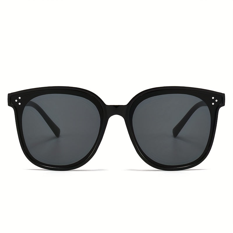 Vintage UV Protection Sunglasses for Men and Women