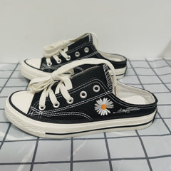 Women's Daisy Embroidered Canvas Mule Shoes