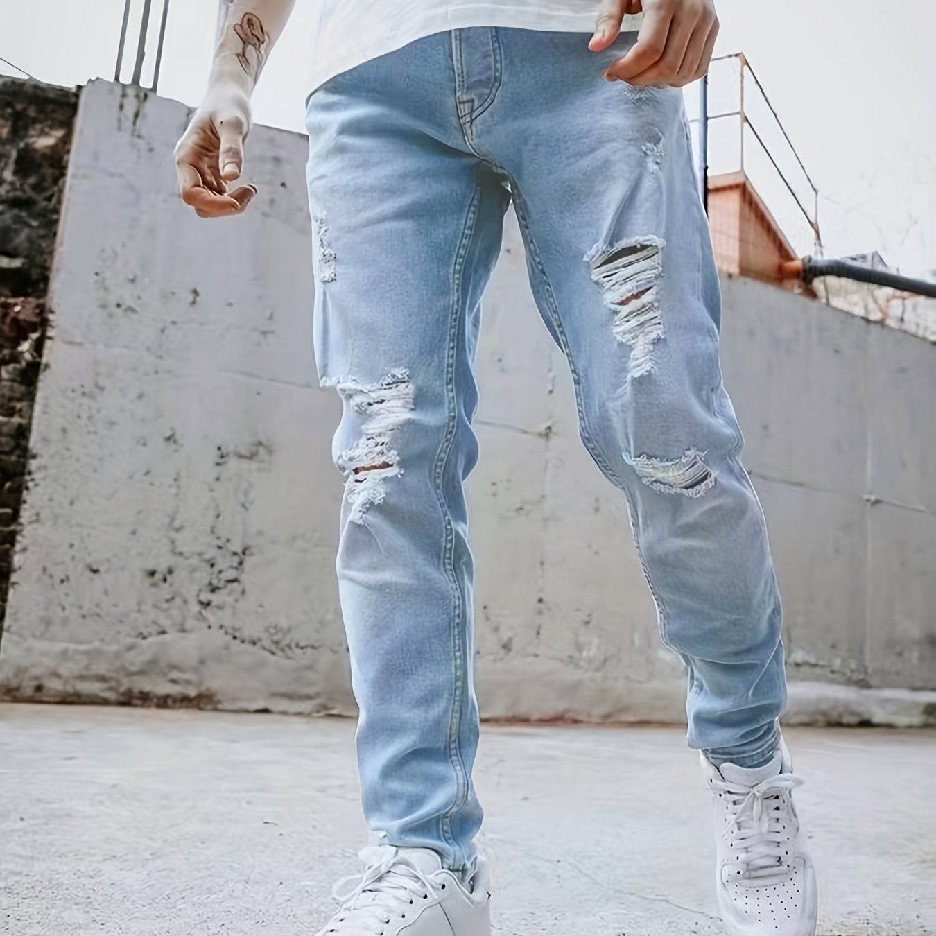 Men's Slim Fit Ripped Jeans: Distressed Stretch Denim Pants