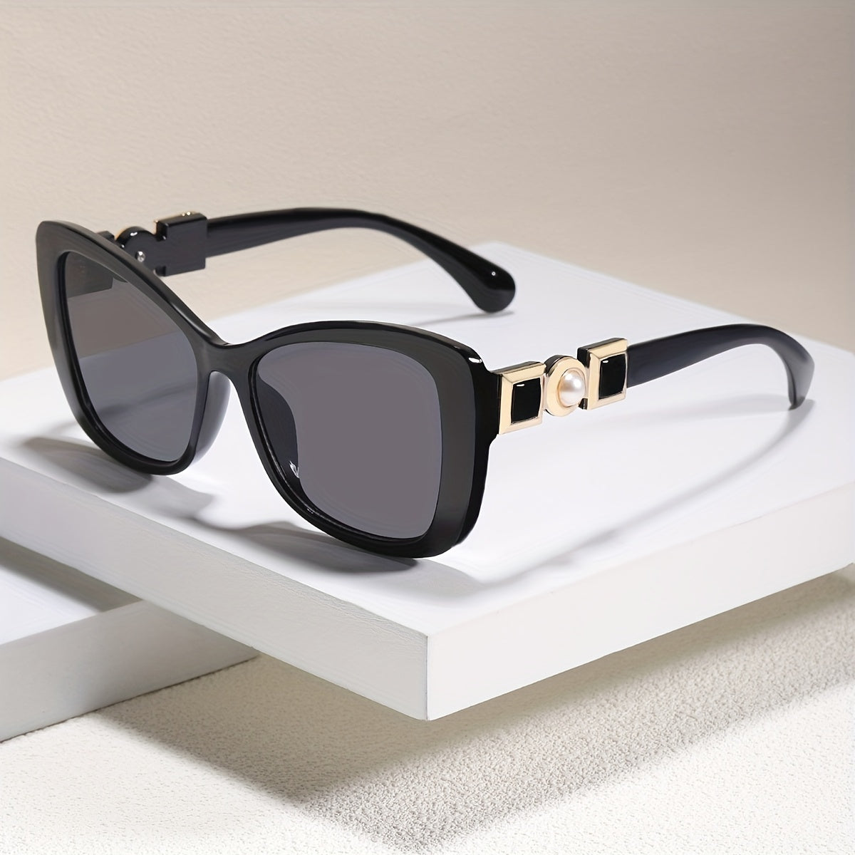 Cat Eye Sunglasses Faux Pearl Temple UV400