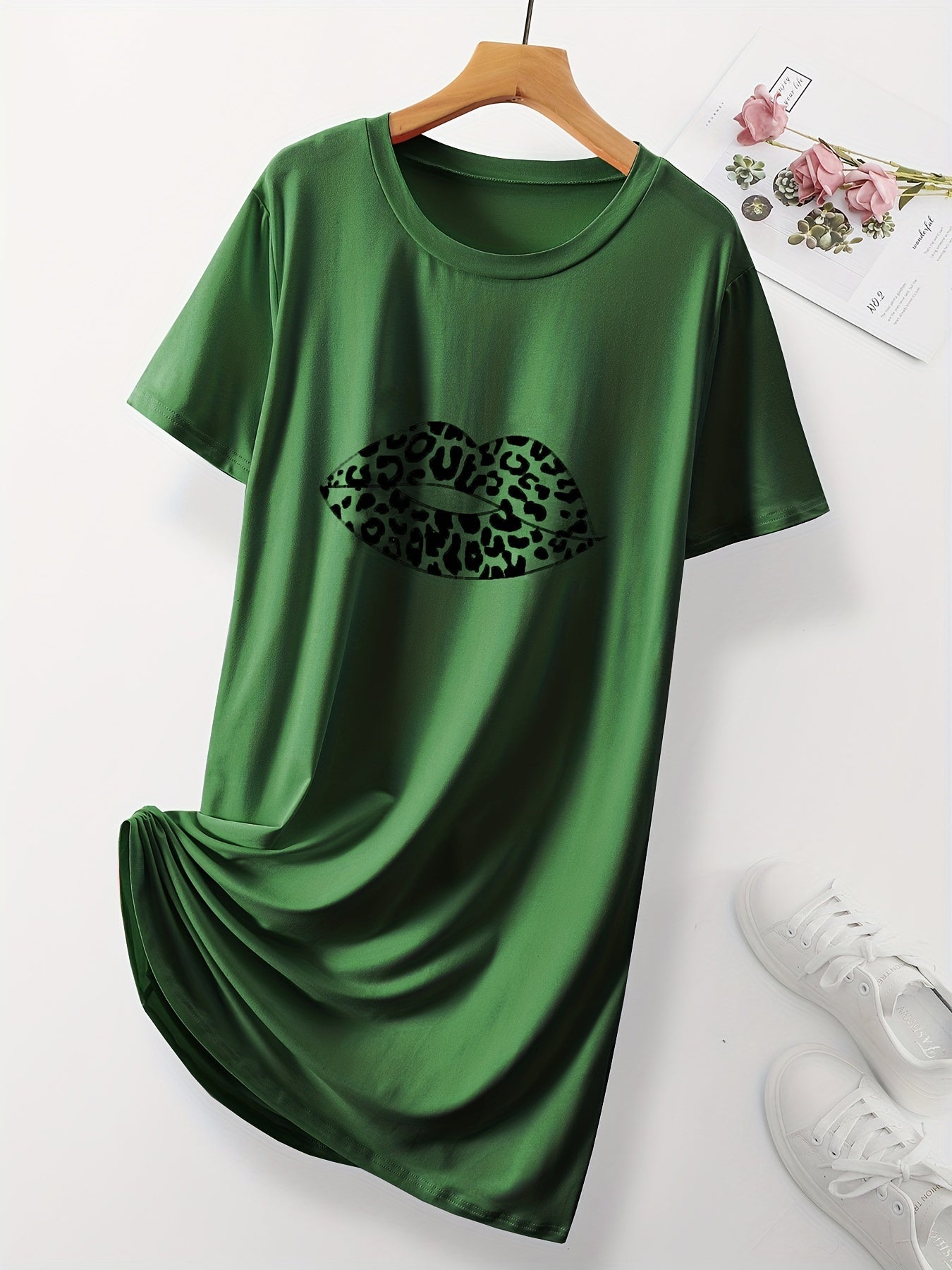 Women's Casual Nightdress Leopard Lip Print Short Sleeve Nightgown