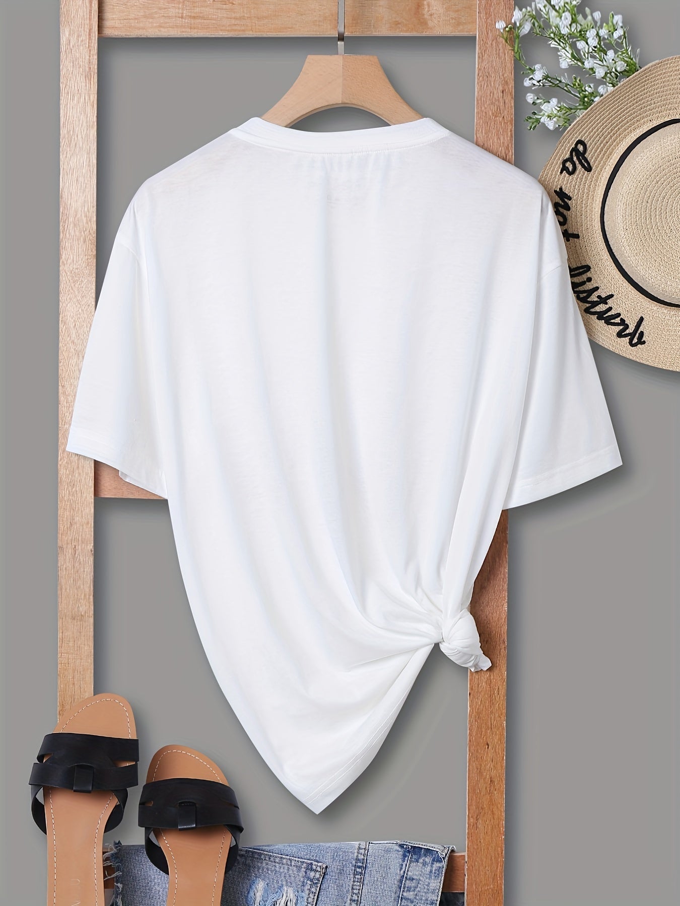 Bear & Letter Print Casual T shirts Crew Neck Short Sleeve Graphic Tee