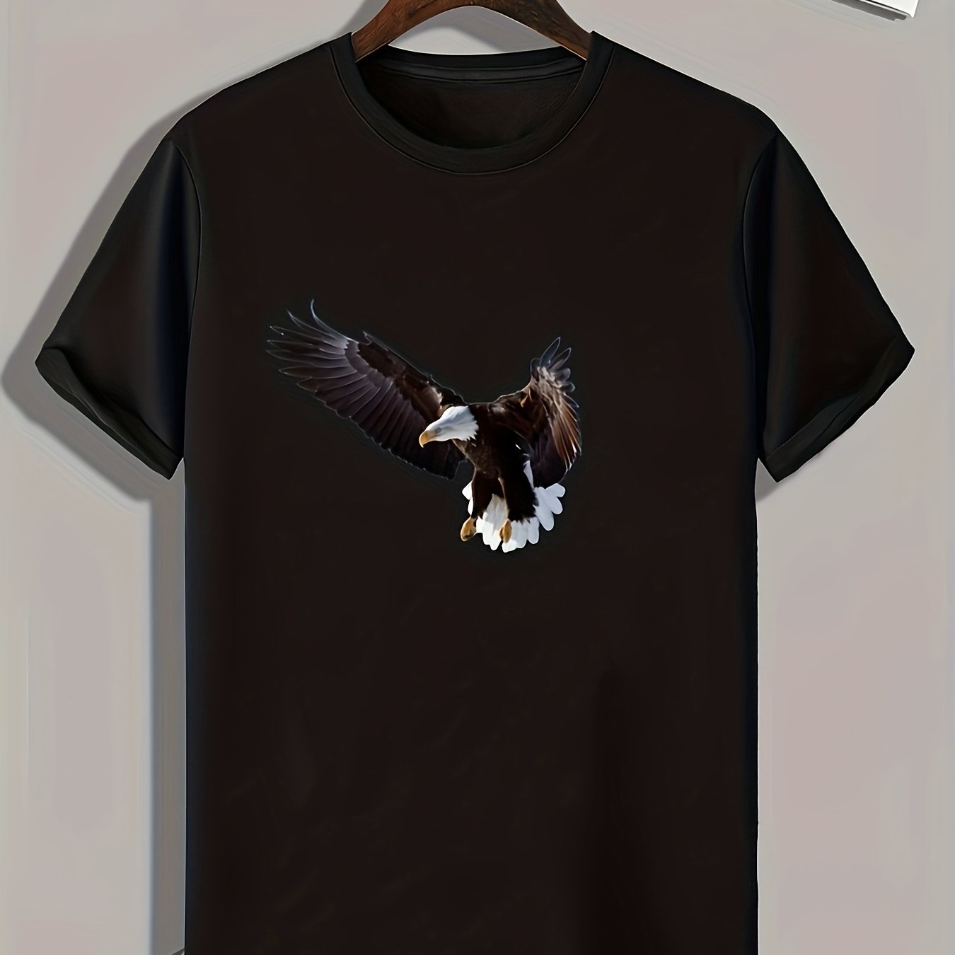 Eagle Print Men's Graphic T-shirt for Summer