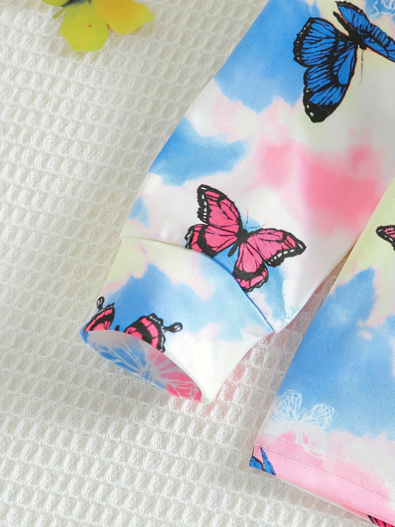 Kid's Butterfly Tie dye Print Pajama Set Long Sleeve Top & Elastic Waist Pants