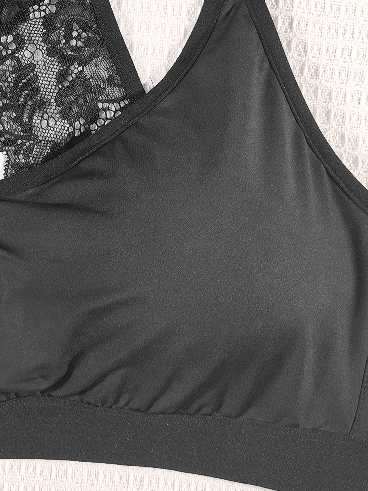 Plus Size Contrast Lace Racer Back Wireless Push Up Soft Bralette