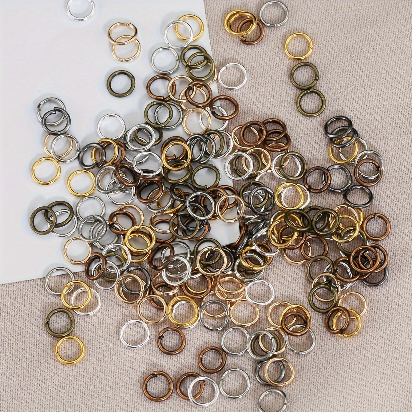 200pcs Jump Rings Split Rings Pendant Connectors for DIY Jewelry Making