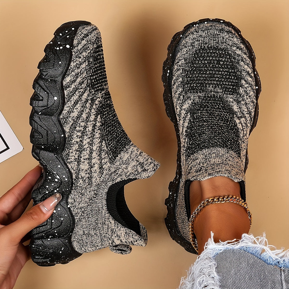 Women's Knitted Slip on Sneakers Lightweight Flying Woven Sports Shoes