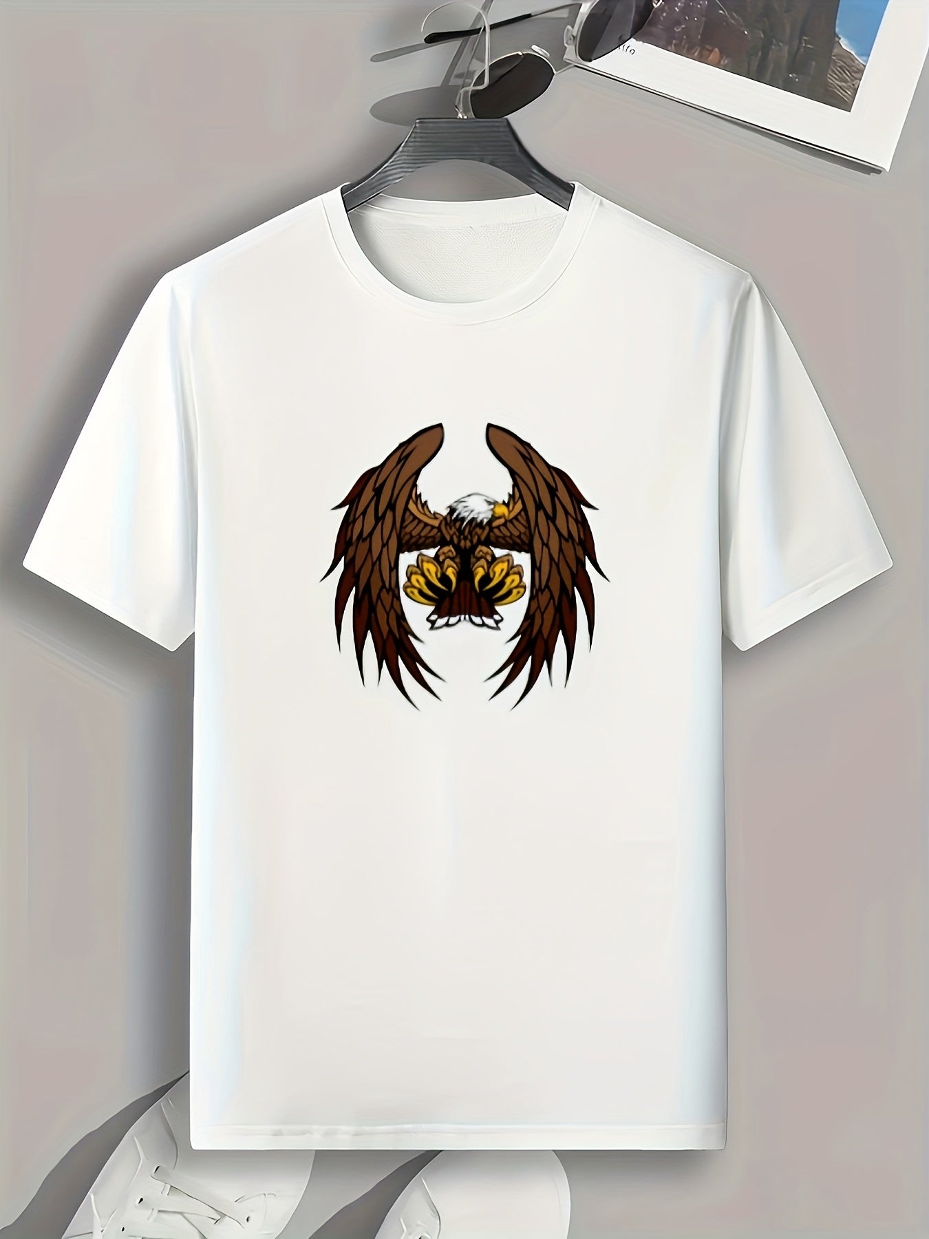 Eagle Print Men's Graphic T-shirt for Summer