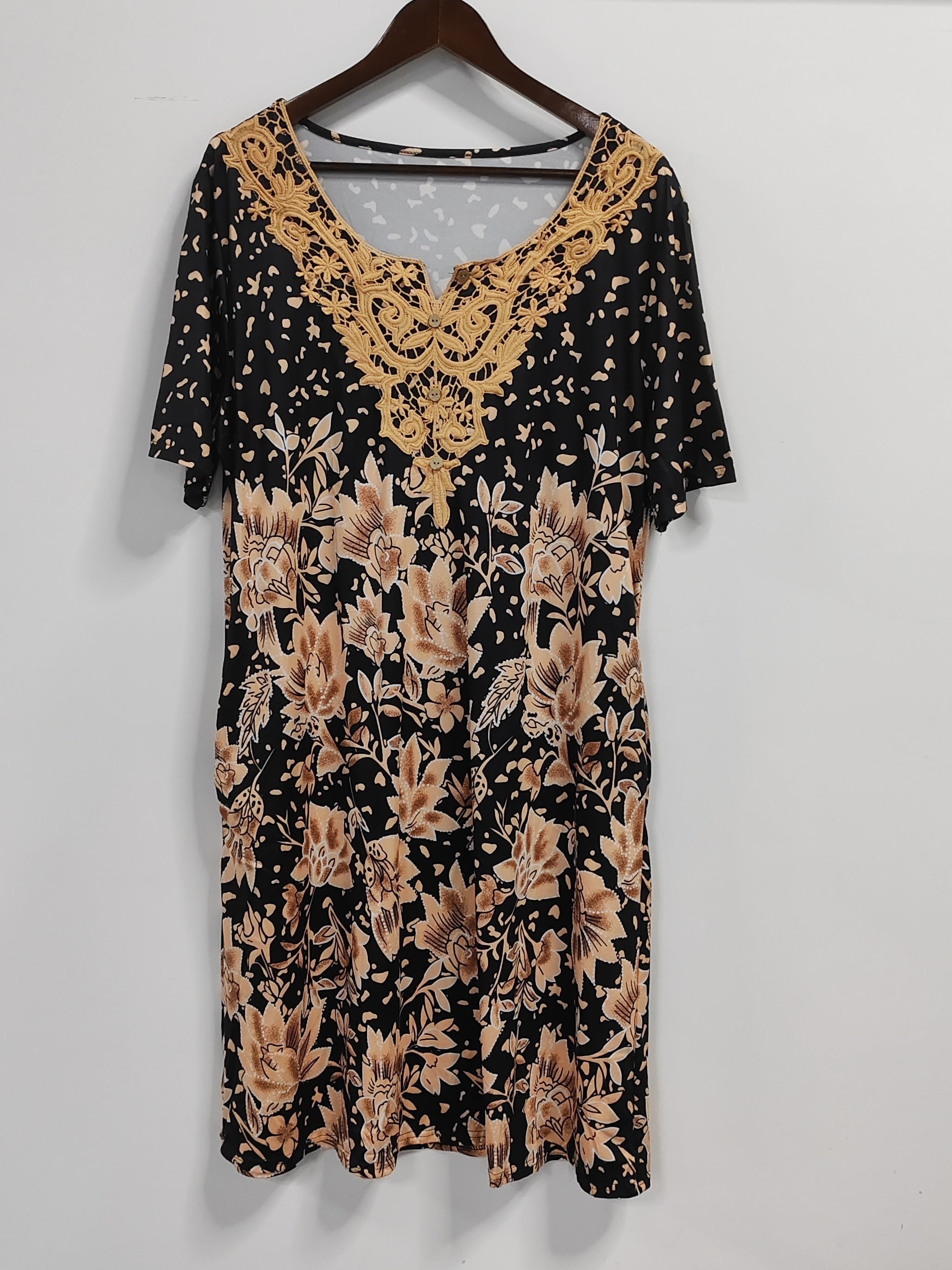 Floral Print Short Sleeve Midi Dress With Pockets